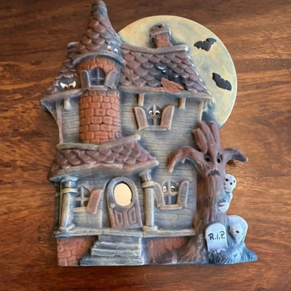 HALLOWEEN Vintage Chalkware Wall Haunted House